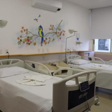 Hospital Beneficente São Carlos, de Farroupilha, inaugurou nesta terça-feira (12) a  Unidade de Internação Materno-Infantil. O espaço possui 19 leitos destinados ao atendimento de convênios e ao Sistema Único de Saúde (SUS).<!-- NICAID(15147035) -->