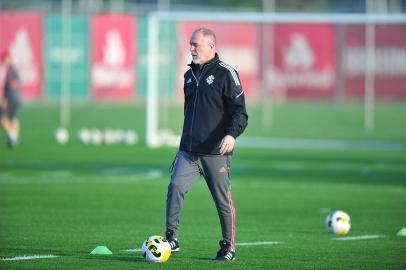 Mano Menezes, técnico do Inter