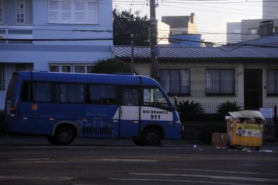 CAXIAS DO SUL, RS, BRASIL, 01/08/2022 - Câmara Vai aos Bairros. Pessoal do bairro Cruzeiro reclamando muito da lotação e que os horários são muito espaçados, nunca passam no horário. (Marcelo Casagrande/Agência RBS)<!-- NICAID(15164029) -->