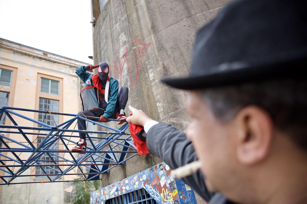 Encontro de cosplay de Homem-Aranha transforma o Gasômetro em