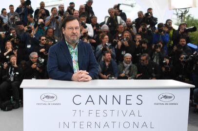 Danish director Lars Von Trier poses on May 14, 2018 during a photocall for the film The House that Jack Built at the 71st edition of the Cannes Film Festival in Cannes, southern France.  / AFP PHOTO / Anne-Christine POUJOULAT<!-- NICAID(13548986) -->