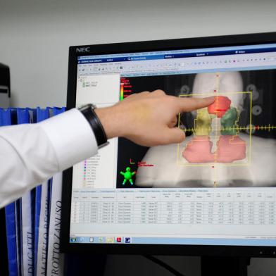 BENTO GONÇALVES, RS, BRASIL, 26/10/2018Ala de oncologia do hospital Tacchini. Pauta para o Outubro Rosa. (Lucas Amorelli/Agência RBS)<!-- NICAID(13803679) -->