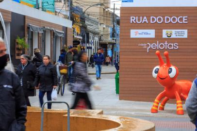 Pelotas, RS, Brasil, 09/08/2022 - Rua do Doce, que foi inaugurada em julho de 2022 e oferece sete espaços para doceiras. Falamos com representantes da Associação dos Doceiros e da Cooperativa dos Produtores. - Foto: Jefferson Botega/Agência RBSIndexador: Jeff Botega<!-- NICAID(15172262) -->