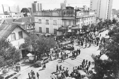 Cine Ópera em 1991, três anos antes do incêndio que destruiu o prédio. Abraço do Ópera mobilizou a comunidade da época<!-- NICAID(10637732) -->