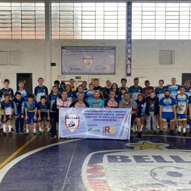 atleta caxiense foi formado no bella futsal<!-- NICAID(15175977) -->