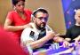 Campeão mundial em 2011, André Akkari comemora crescimento do poker no Brasil