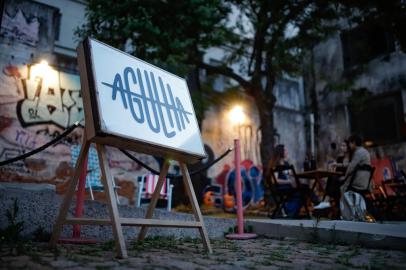 PORTO ALEGRE, RS, BRASIL - 10.12.2021 - Retomada das atividades econômicas - case: Agulha. (Foto: Anselmo Cunha/Agencia RBS)<!-- NICAID(14965824) -->