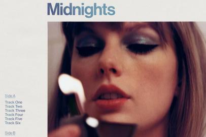 Taylor Swift divulga prévia da capa de seu novo álbum Midnights, que será lançado em outubro.<!-- NICAID(15190018) -->