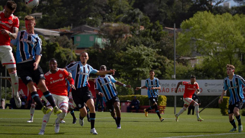 Grêmio empata com Internacional no primeiro jogo das finais do Estadual  Sub-20