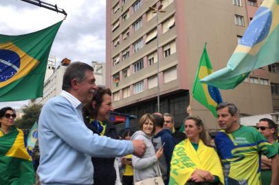 Adiló Didomenico na manifestação do 7 de Setembro na Praça Dante Alighieri, em Caxias<!-- NICAID(15199812) -->