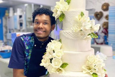 Nathanael Santos, participante do Bake Off Brasil<!-- NICAID(15200998) -->