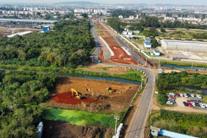 *A PEDIDO DE JOCIMAR FARINA* Construção da 1ª Perimetral de Canoas, na Avenida Eng. Irineu Carvalho de Braga - Foto: Alan Cardoso/Prefeitura de Canoas/Divulgação<!-- NICAID(15215428) -->