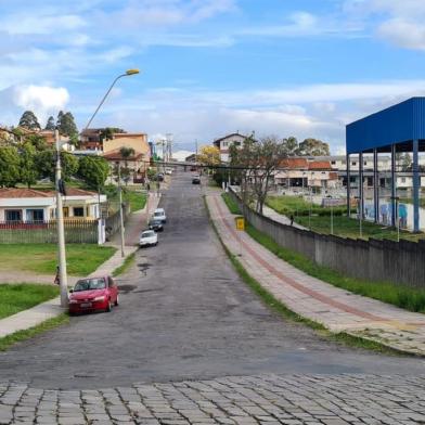 Moradores vão apresentar nos próximos dias o projeto que pretende plantar 28 árvores na rua Abel Postali, no bairro Cidade Nova<!-- NICAID(15220579) -->