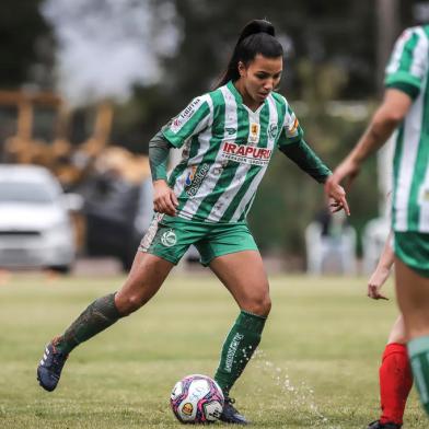 Grazi Oliveira, lateral do Juventude, na disputa do Gauchão Feminino.<!-- NICAID(15221271) -->