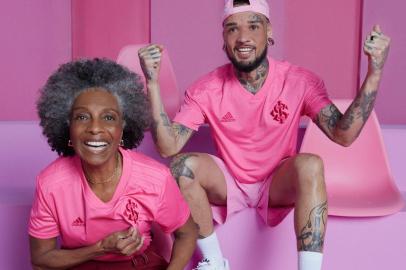 Inter e adidas lançam camisa em homenagem ao Outubro Rosa<!-- NICAID(15222341) -->