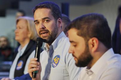 PORTO ALEGRE, RS, BRASIL, 03/10/2022- Coletiva de Eduardo Leite na sede do comitê de campanha, na Avenida Brasil, 922. Foto: Lauro Alves  / Agencia RBS<!-- NICAID(15224829) -->