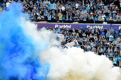 GRÊMIO X CRUZEIRORS - FUTEBOL/SÉRIE B/GRÊMIO X CRUZEIRO  - ESPORTES - Jogador do Grêmio e Jogador do Cruzeiro  durante a partida entre Grêmio e Coritiba , válida pela 25ª Rodada do campeonato Brasileiro realizada na Arena do Gremio em Porto Alegre, neste Domingo (21) (Foto: Ricardo Rimoli/UAI Foto/Estadão Conteúdo)  21/08/2022 - Foto: RICARDO RIMOLI/UAI FOTO/ESTADÃO CONTEÚDOEditoria: ESPORTESLocal: PORTO ALEGREIndexador: RICARDO RIMOLIFonte: UAI FotoFotógrafo: UAI FOTO<!-- NICAID(15225450) -->