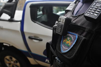 CAXIAS DO SUL, RS, BRASIL, 07/10/2022. A reportagem foi conferir como funcionarão as câmeras acopladas ao corpo de agentes da Guada Municipal de Caxias do Sul. (Bruno Todeschini/Agência RBS)<!-- NICAID(15229680) -->