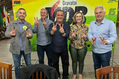 Marco Alba e Patrícia Alba declaram apoio a Onyx Lorenzoni no segundo turno.<!-- NICAID(15230130) -->