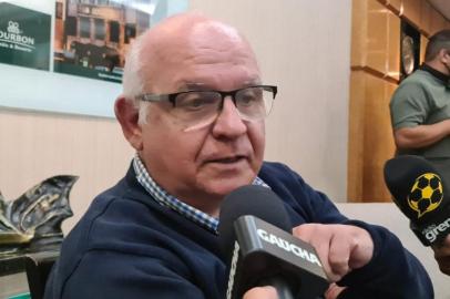 Romildo Bolzan, presidente do Grêmio, em Londrina<!-- NICAID(15230490) -->