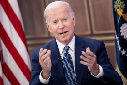 US President Joe Biden delivers virtual remarks at the Summit on Fire Prevention and Control from the South Court Auditorium of the White House in Washington, DC, on October 11, 2022. (Photo by Brendan Smialowski / AFP)Editoria: POLLocal: WashingtonIndexador: BRENDAN SMIALOWSKISecao: politics (general)Fonte: AFPFotógrafo: STF<!-- NICAID(15233098) -->