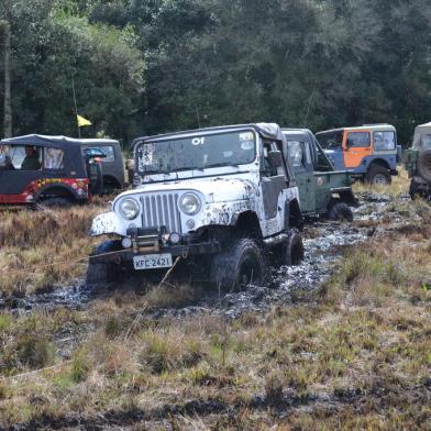 Camelos da Serra Jeep Club, de Caxias do Sul, completa 25 anos. O grupo de amigos organiza trilhas e promove ações sociais.<!-- NICAID(15236244) -->