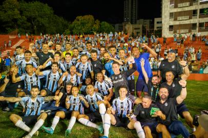 Recife, PE, Brasil, 23/10/2022 - Náutico vs Grêmio pela Série B 2022. Festa dos jogadores gremistas em comemoração ao retorno à elite do futebol brasileiro. - Foto: Jefferson Botega/Agência RBSIndexador: Jeff Botega<!-- NICAID(15243762) -->