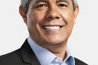 Jerônimo Rodrigues, 57 anos, concorre ao governo da Bahia no segundo turno das eleições de 2022.O candidato disputa o pleito pelo Partido dos Trabalhadores (PT).<!-- NICAID(15231376) -->