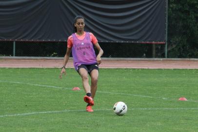 Bruna Benites, zagueira do Inter. <!-- NICAID(15252965) -->