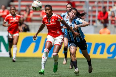 Porto Alegre, RS, Brasil - Primeiro GreNal que decidirá a equipe Campeã do Campeonato Gaúcho feminino 2022. O primeiro jogo é no Beira-Rio. Foto: Jefferson Botega / Agencia RBSIndexador: Jeff Botega<!-- NICAID(15253391) -->