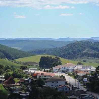 CAMBARÁ DO SUL, RS, BRASIL, 03/11/2022. A reportagem foi até Cambará do Sul conversar com diversos segmentos que trabalham para o turismo, como gastronomia, hotelaria e passeios guiados. O mês de outubro foi de baixo movimento, mas o município aposta numa melhora para os próximos meses. (Bruno Todeschini/Agência RBS)<!-- NICAID(15255736) -->