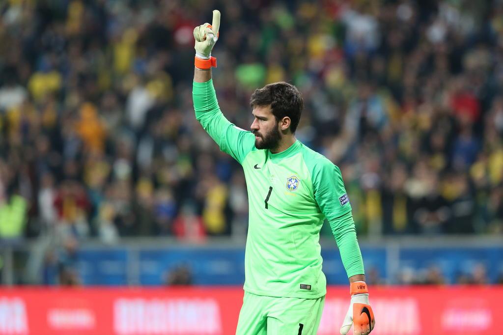 Alisson exalta sucesso dos goleiros brasileiros às vésperas da Copa, seleção brasileira