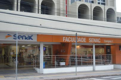 Faculdade Senac<!-- NICAID(15257851) -->