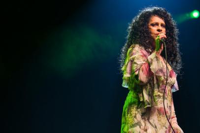 PORTO ALEGRE, RS, BRASIL, 02-10-2015. Gal Costa apresenta o show Estratosférica no Araújo Vianna. (FOTO ANDRÉA GRAIZ/AGÊNCIA RBS, REDE SOCIAL).<!-- NICAID(11727740) -->