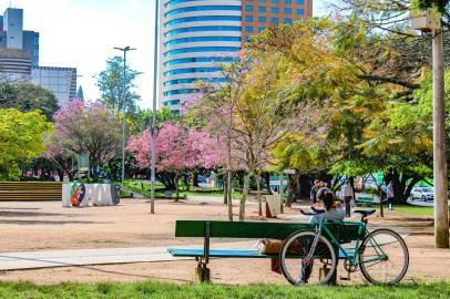 Porto Alegre, RS 08/11/2022: O segundo parque mais antigo da Capital completa nesta quarta-feira 50 anos. Localizado numa regiÃ£o tradicional de Porto Alegre com Ã¡rea total de 115 mil metros quadrados, o Parque Moinhos de Vento surgiu como uma opÃ§Ã£o de lazer e se consolidou como uma das Ã¡reas verdes mais frequentadas pelos porto-alegrenses. Foto: SMAMUS/DivulgaÃ§Ã£o PMPA<!-- NICAID(15259797) -->