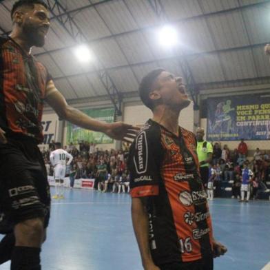 Gol do Passo Fundo futsal nas oitavas de final do Gauchão da Série A em 2022.<!-- NICAID(15261497) -->