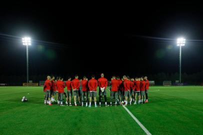 Serbias national football team players attend a training session at the Football Association of Serbia training centre in Stara Pazova near Belgrade on November 14, 2022, ahead of the Qatar 2022 World Cup football tournament. (Photo by Pedja MILOSAVLJEVIC / AFP)<!-- NICAID(15268362) -->