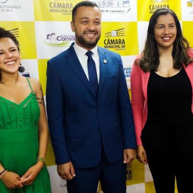 Bancada negra da Câmara de Vereadores de Caxias do Sul. Na foto, os vereadores Estela Balardin, Lucas Caregnato e Denise Pessoa. <!-- NICAID(15269675) -->