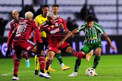 CAXIAS DO SUL, RS, BRASIL, 09/11/2022. Juventude x Flamengo, jogo válido pela 37ª rodada da série A do Campeonato Brasileiro e realizado no estádio Alfredo Jaconi. Ùltima partida do Ju, na série A 2022.(Porthus Junior/Agência RBS)<!-- NICAID(15260352) -->