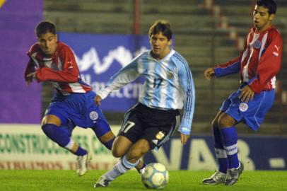 Estreia de Messi pela seleção da argentina ID:1844479 MESSI SELECCION SUB 17 ARGENTINA VS PARAGUAY 290604 FOTO MARIO QUINTEROSMESSI DEBUTEditoria: AgeIndexador: PROPIAS OLE<!-- NICAID(15277095) -->