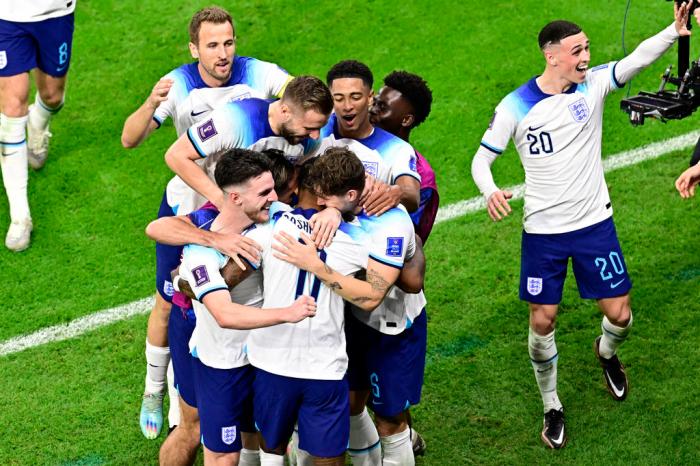 Copa do Mundo: Inglaterra goleia, Holanda vence no fim e brasileiros  estreiam; assista os melhores momentos do primeiro dia – Money Times