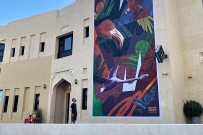 Mural de Kelvin Koubik em Doha, no Catar.<!-- NICAID(15281970) -->