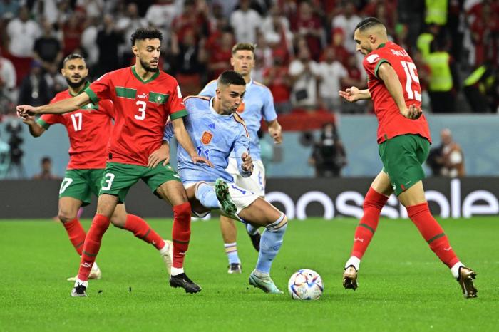 Marrocos surpreende Espanha e se classifica para as quartas da Copa