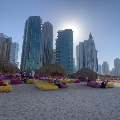 Praia de Doha na coluna da Alice Bastos Neves de 6/12/2022<!-- NICAID(15287143) -->