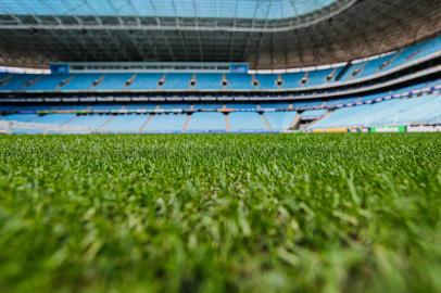 PORTO ALEGRE, RS, BRASIL, 13/08/2019: Situação do gramado da Arena do Grêmio. (Foto: Omar Freitas / Agência RBS)Indexador: NGS<!-- NICAID(14204182) -->