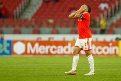 Porto Alegre, RS, Brasil, 11/07/2022 - Internacional vs América Mineiro no Beira-Rio pelo Brasileirão Série A 2022. Taison - Foto: Jefferson Botega/Agência RBSIndexador: JEFF BOTEGA<!-- NICAID(15146498) -->