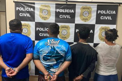 Presos suspeitos de uma série de atentados ocorridos na vila farrapos nos meses de outubro e novembro. Foto: Polícia Civil / Divulgação<!-- NICAID(15293660) -->