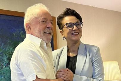 Tarciana Medeiros, indicada para presidir a Caixal, com Lula<!-- NICAID(15308325) -->