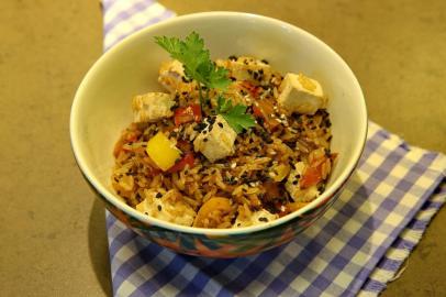 ARROZ INTEGRAL COM TOFU, destemperados, receita <!-- NICAID(15310218) -->