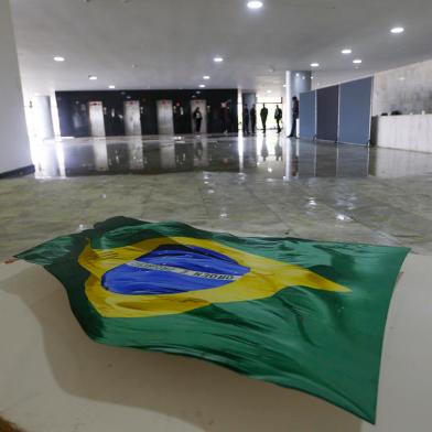 MÃ³veis e janelas danificadas no PalÃ¡cio do Planalto.Móveis e janelas danificadas no Palácio do PlanaltoLocal: BrasÃ­liaIndexador: Marcelo Camargo/AgÃªncia BrasilFonte: AgÃªncia Brasil/Empresa Brasil dFotógrafo: Reporter Fotografico<!-- NICAID(15316502) -->